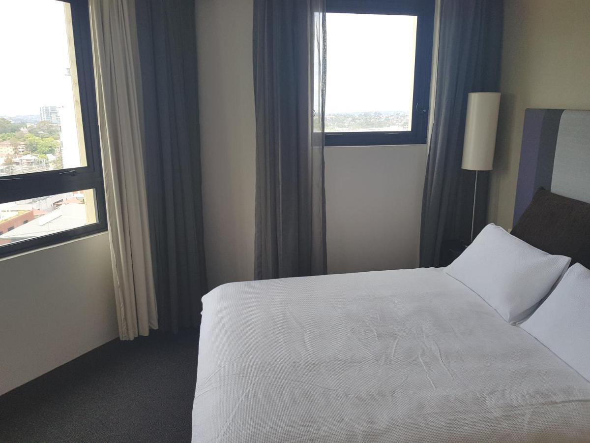 Parramatta Hotel Apartment Sydney Esterno foto